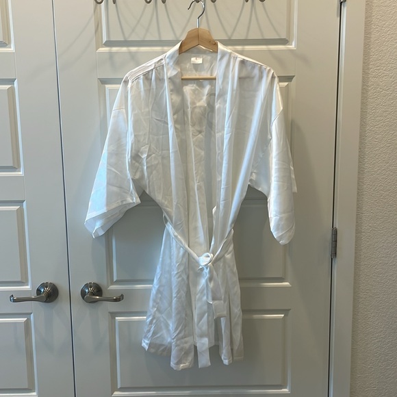 Bride Robe - Size L - Picture 3 of 4